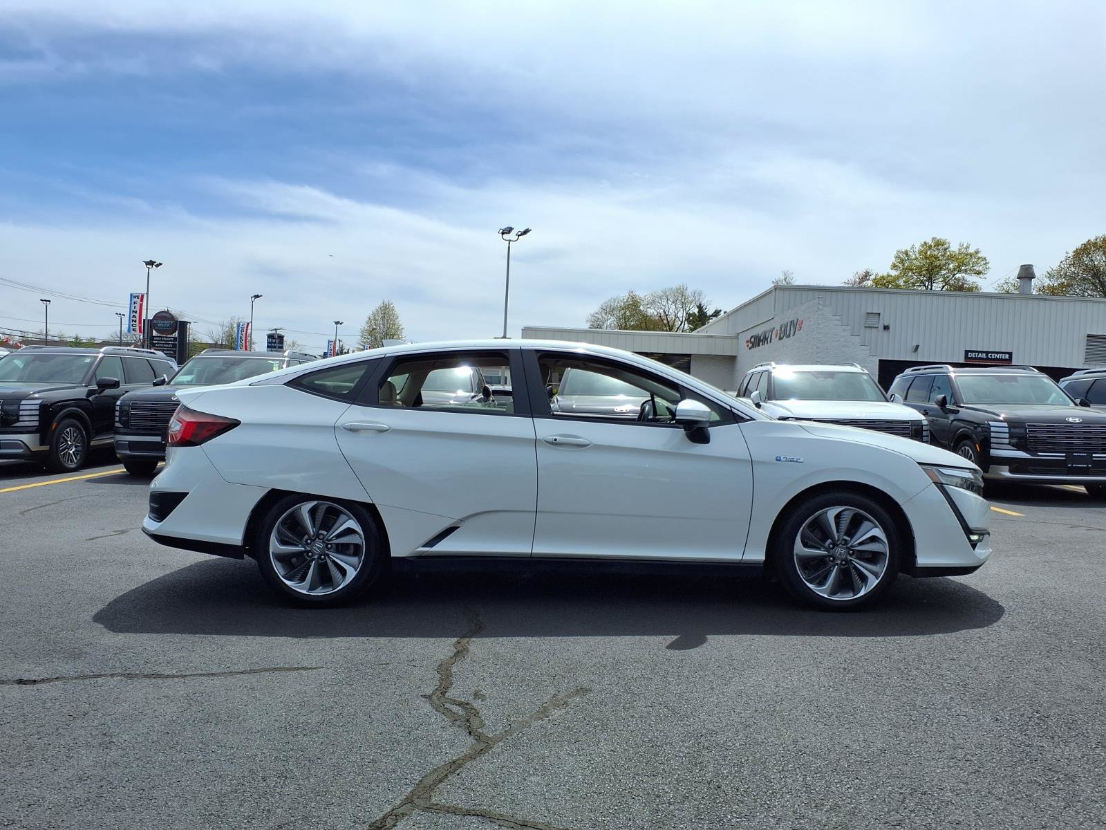 Used 2021 Honda Clarity Touring image 4