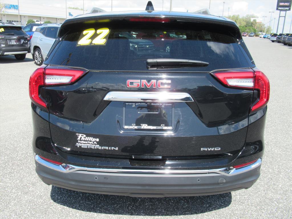 Used 2022 GMC Terrain SLT w/ Infotainment Package II image 6