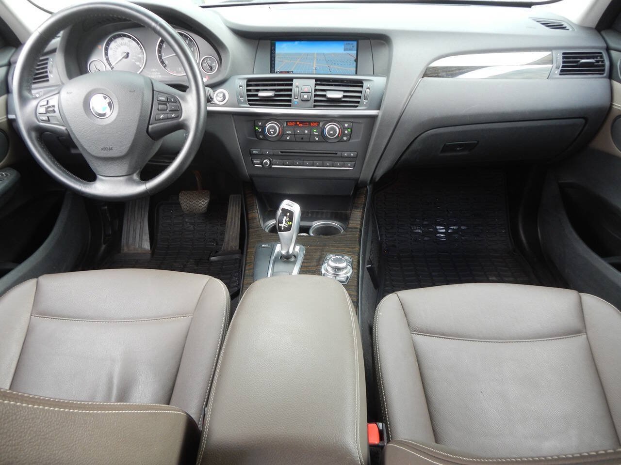 Used 2011 BMW X3 xDrive28i AWD/4WD image 2