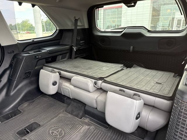 Used 2024 Toyota Sequoia Limited w/ TRD Off-Road Package AWD/4WD image 9