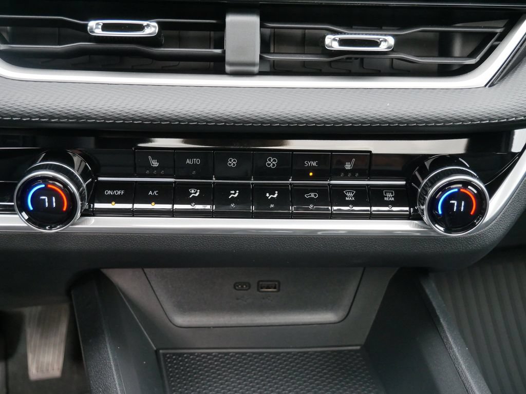 New 2027 Chevrolet Equinox LT w/ Convenience Package II AWD/4WD image 23
