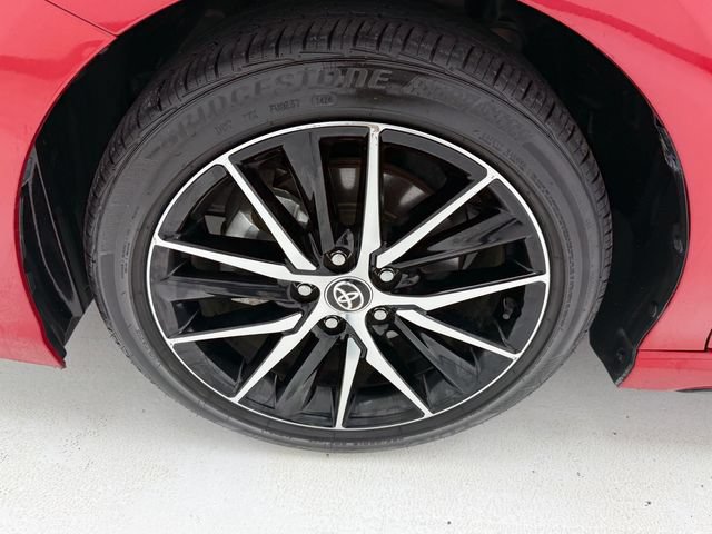 Used 2024 Toyota Camry SE w/ Convenience Package FWD image 7