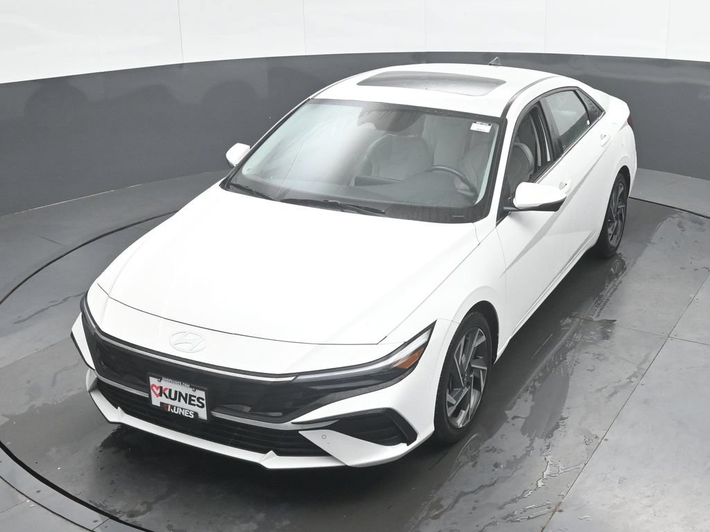 Used 2024 Hyundai Elantra Limited FWD image 35