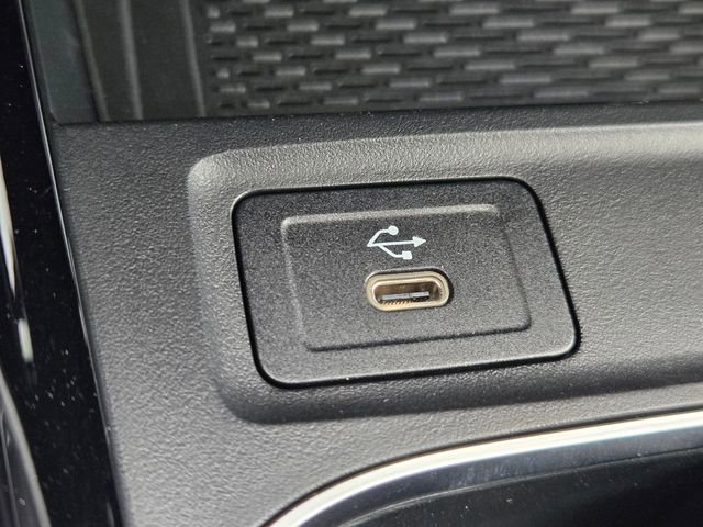 Certified 2025 Mercedes-Benz GLA 250 4MATIC image 30