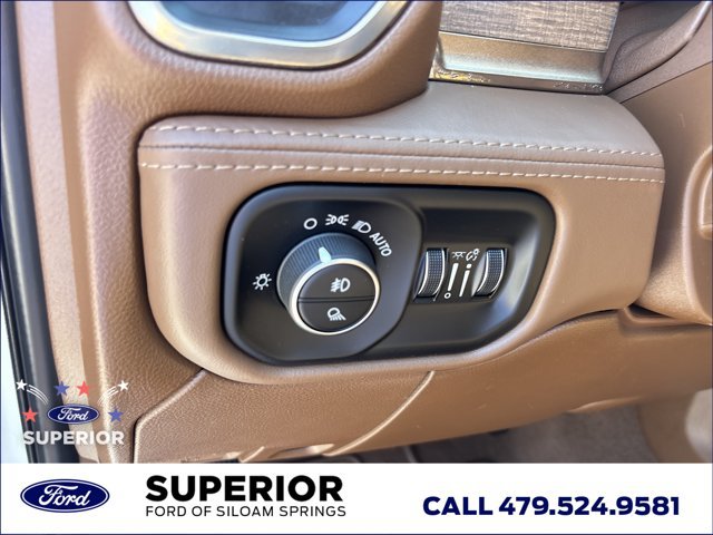 Used 2022 RAM 3500 Longhorn AWD/4WD image 28