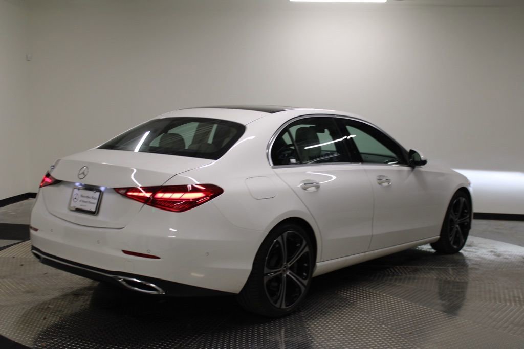 Used 2022 Mercedes-Benz C 300 Sedan w/ Exclusive Trim Package image 6