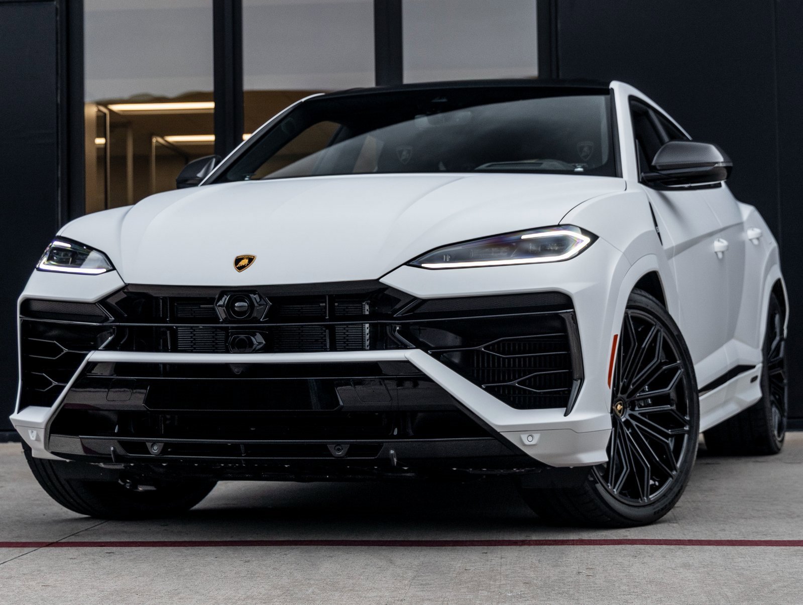 Used 2025 Lamborghini Urus SE