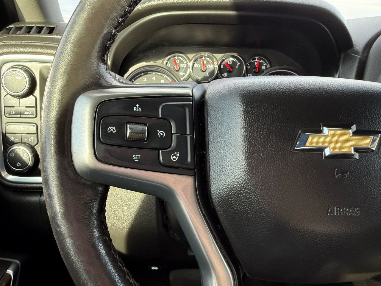 Used 2021 Chevrolet Silverado 1500 LT w/ Bed Protection Package AWD/4WD image 20