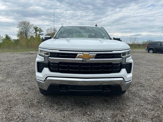 Used 2024 Chevrolet Silverado 1500 LT AWD/4WD image 8