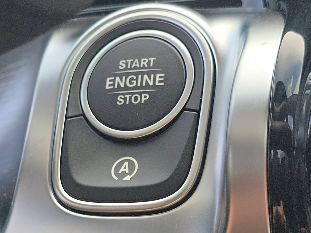 New 2026 Mercedes-Benz GLB 250 4MATIC image 37