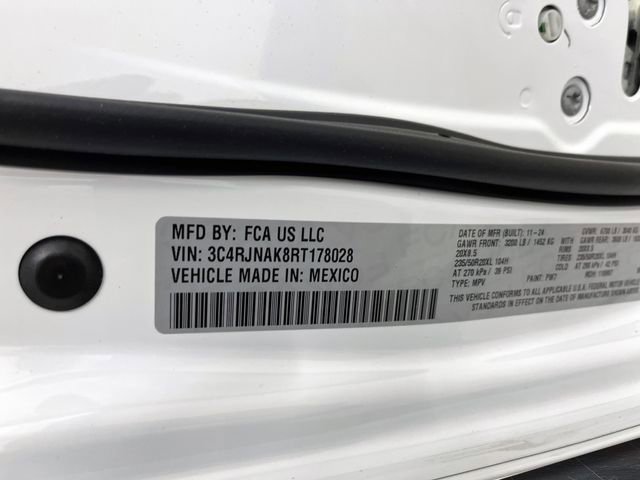 Used 2024 Jeep Wagoneer Launch Edition image 43