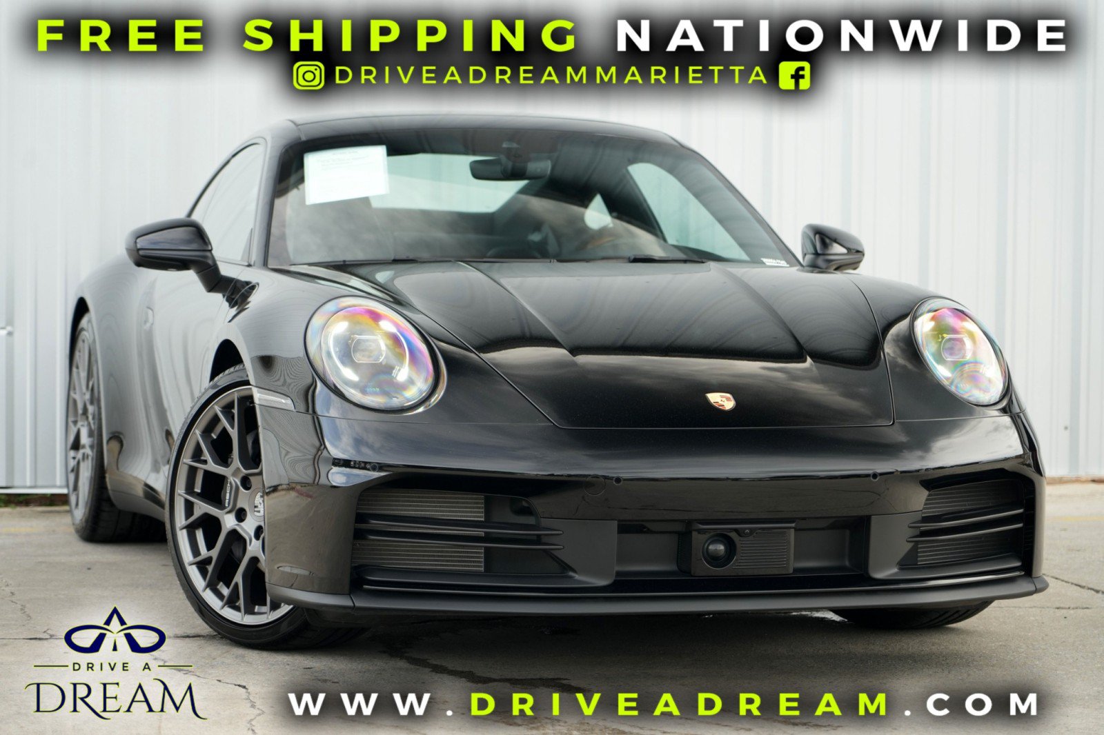 Used 2025 Porsche 911 Carrera RWD image 2