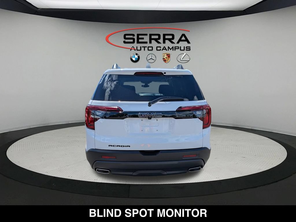 Used 2023 GMC Acadia SLE w/ Driver Convenience Package FWD image 11