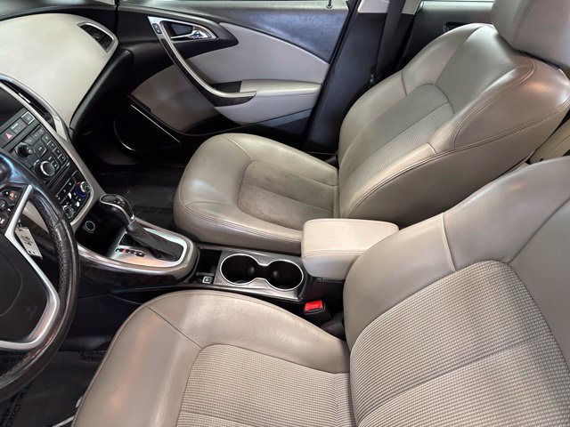 Used 2013 Buick Verano Convenience FWD image 31