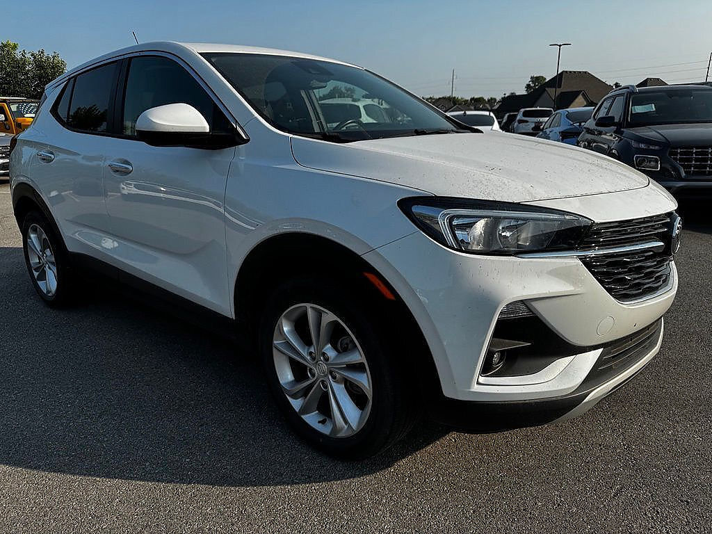 Used 2021 Buick Encore GX Preferred w/ Cold Weather Comfort Package FWD image 1