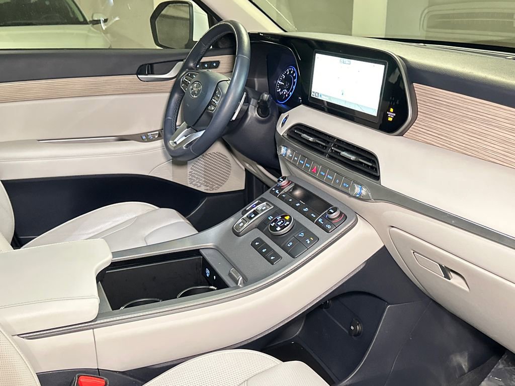 Used 2021 Hyundai Palisade SEL w/ Premium Package image 12