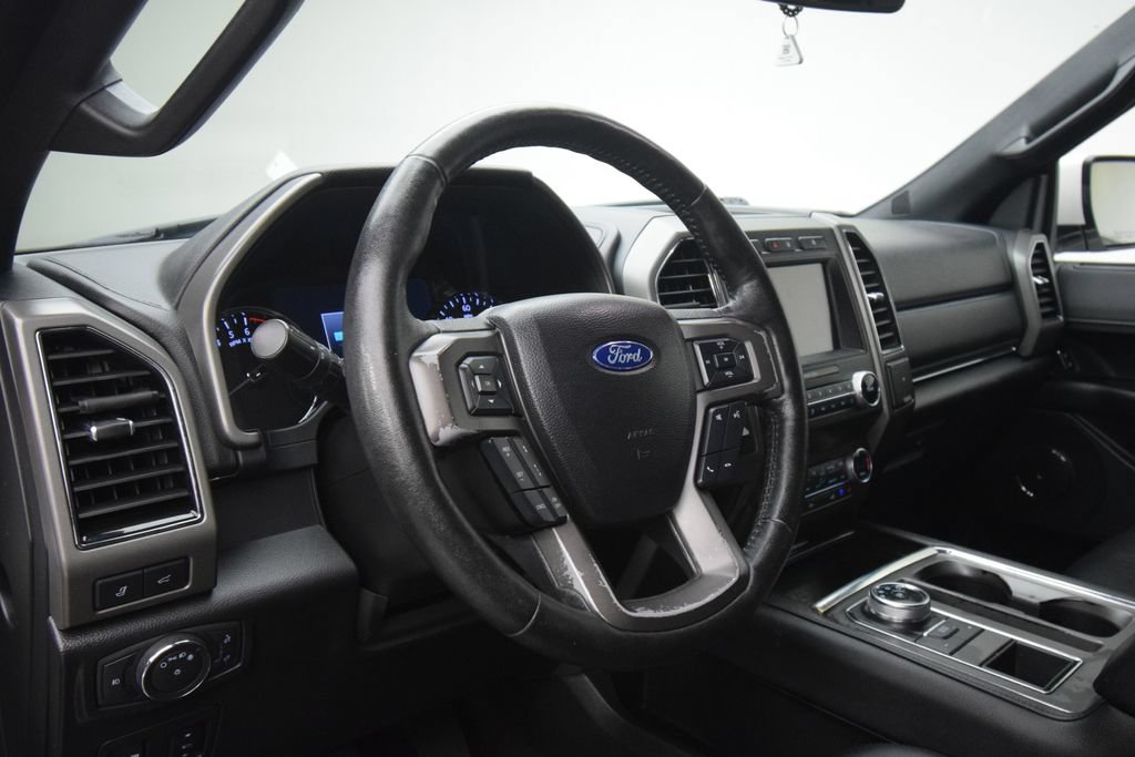 Used 2019 Ford Expedition XLT w/ Equipment Group 202A RWD image 21