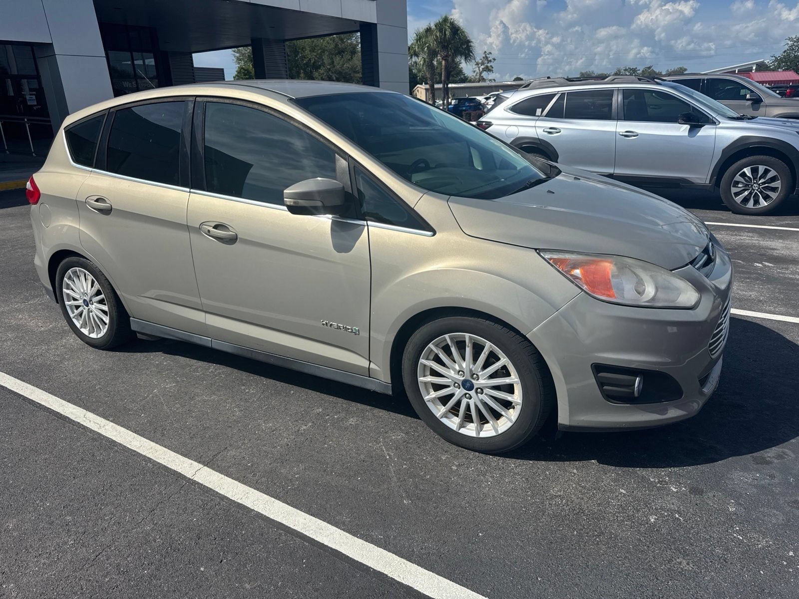 Used 2015 Ford C-MAX SEL w/ Equipment Group 302A FWD image 1