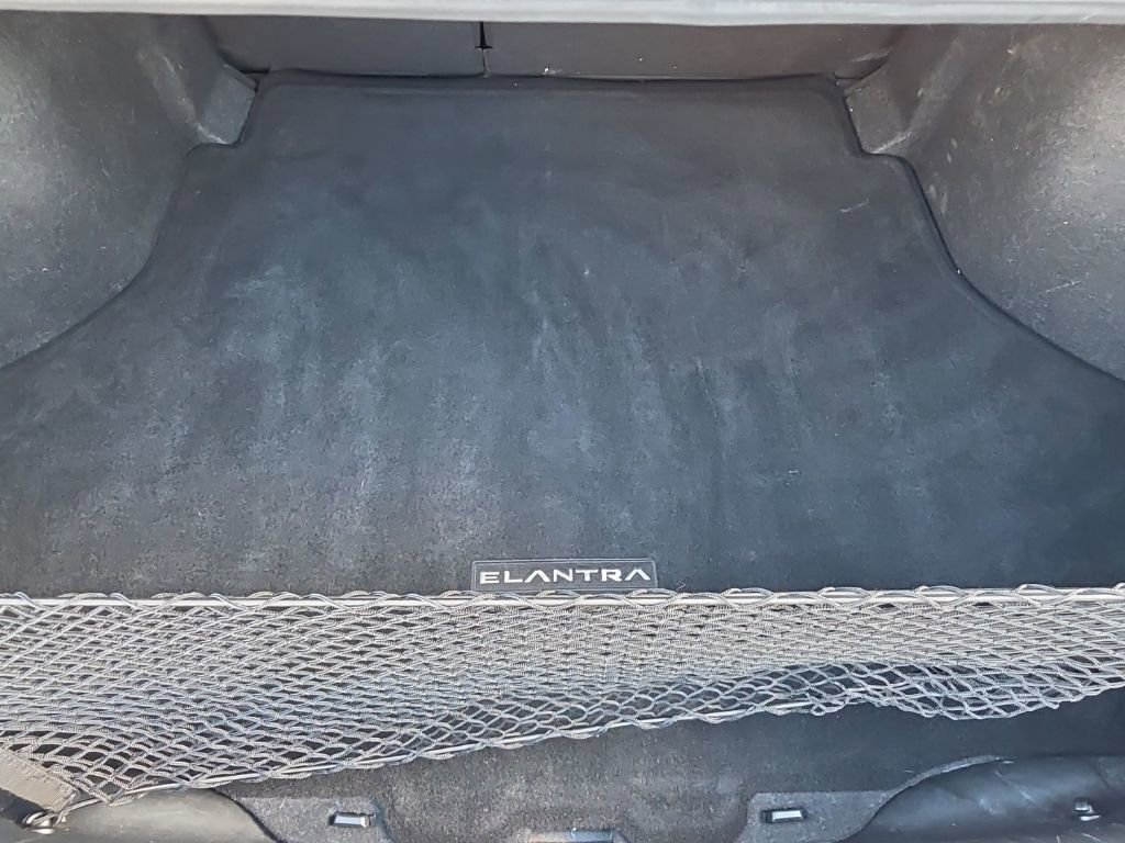 Used 2023 Hyundai Elantra Limited image 37