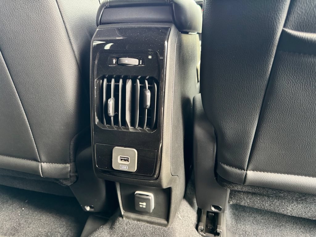 New 2026 Jeep Compass Latitude AWD/4WD image 13
