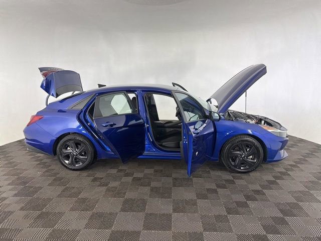 Used 2021 Hyundai Elantra SEL image 14