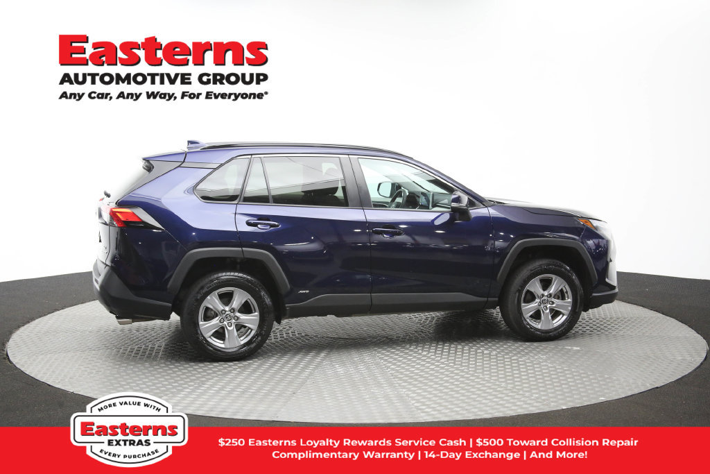 Used 2024 Toyota RAV4 XLE AWD/4WD image 43