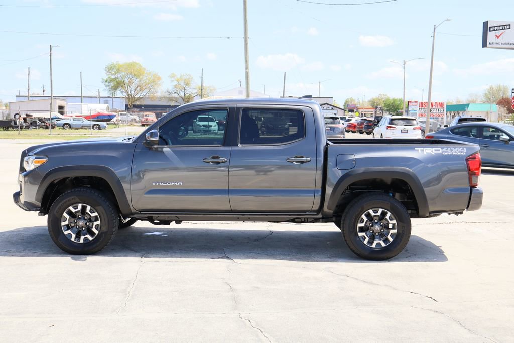 Used 2019 Toyota Tacoma TRD Off-Road w/ Technology Package image 5