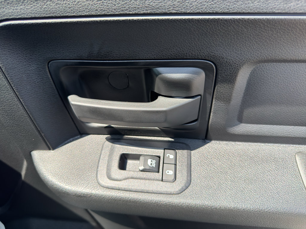 New 2027 RAM 3500 Tradesman AWD/4WD image 17