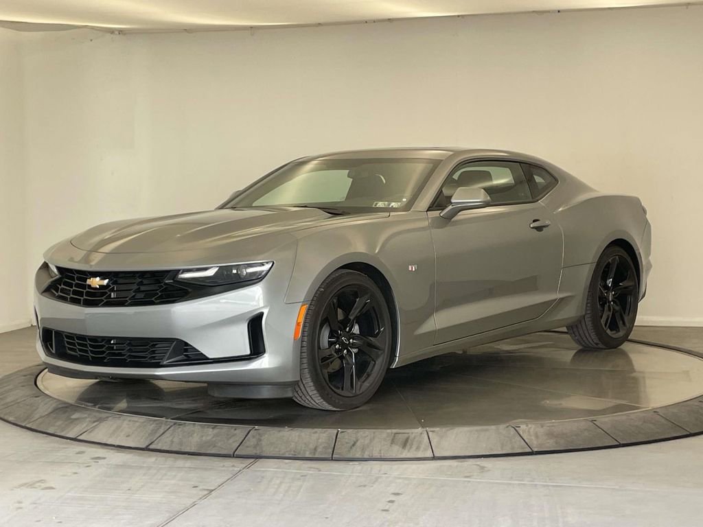 Used 2024 Chevrolet Camaro LT RWD image 1