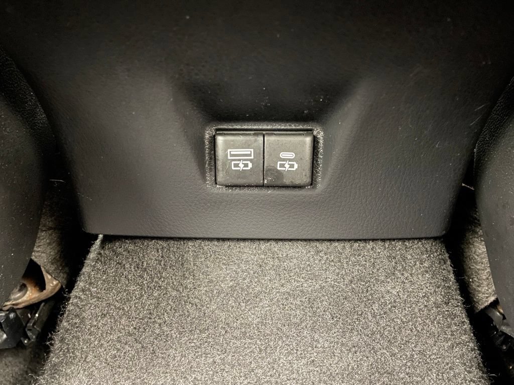 Used 2025 Toyota Camry LE FWD image 37