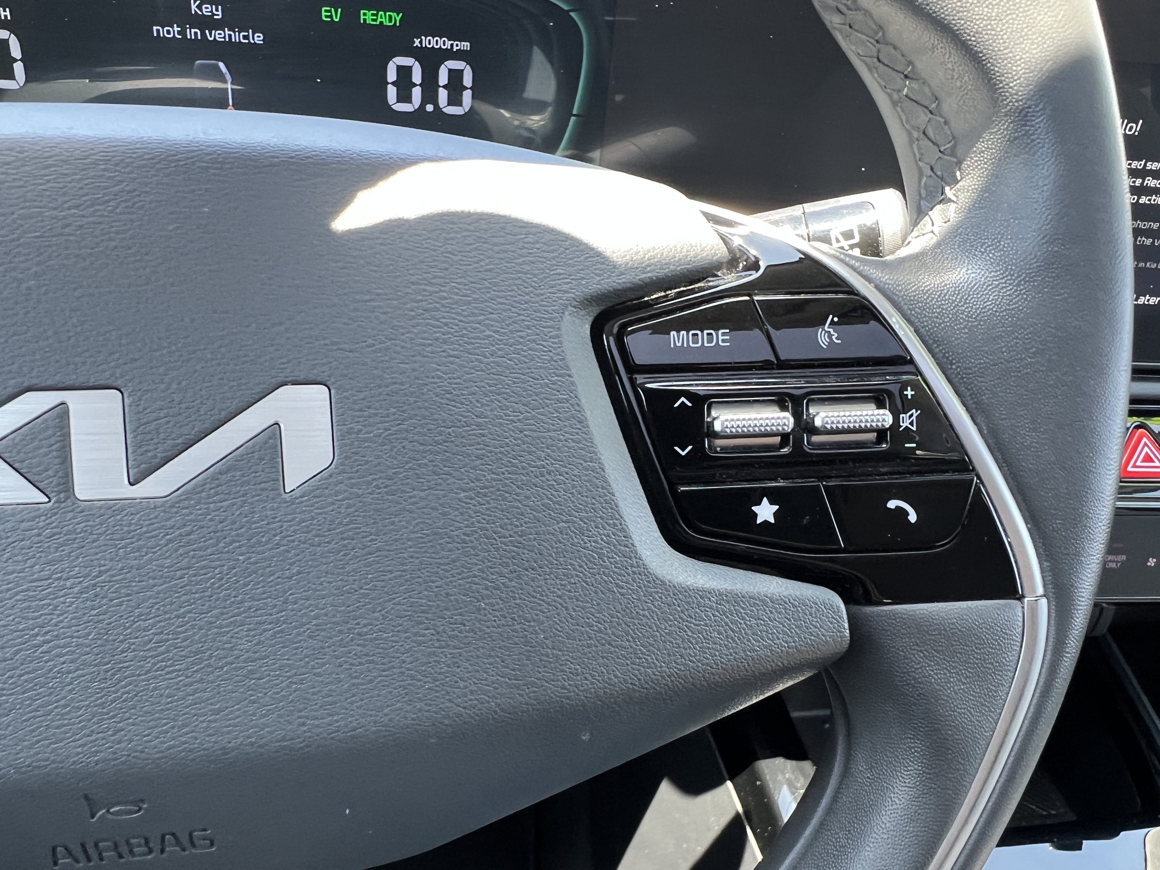 Certified 2023 Kia Niro EX Touring FWD image 25