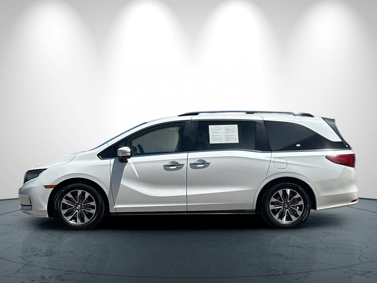 Used 2022 Honda Odyssey EX-L image 7