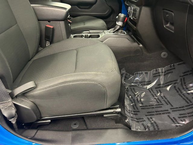 Used 2021 Jeep Wrangler Unlimited Sport image 32