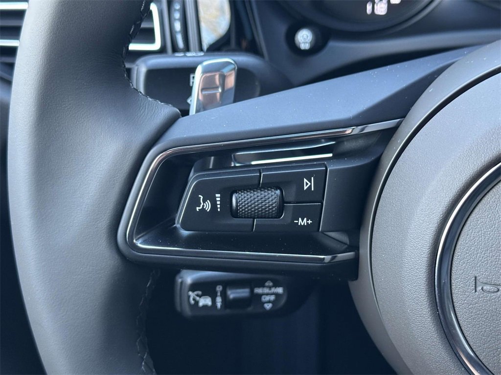 New 2026 Porsche Macan S image 22