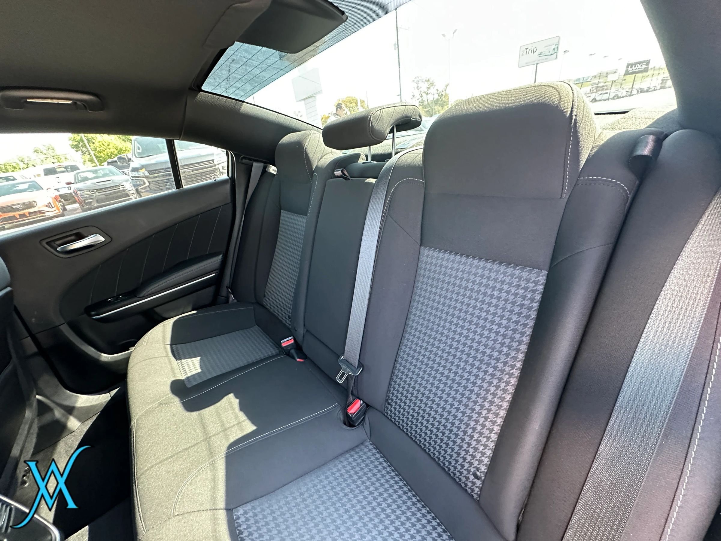 Used 2022 Dodge Charger R/T w/ Cold Weather Package RWD image 22