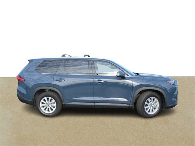Certified 2024 Toyota Grand Highlander AWD image 2