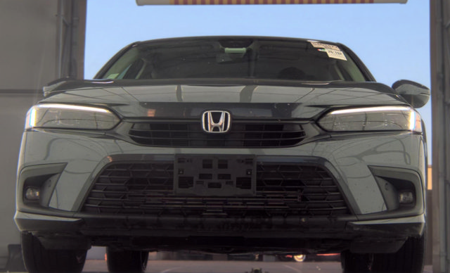 Used 2024 Honda Civic Touring image 2