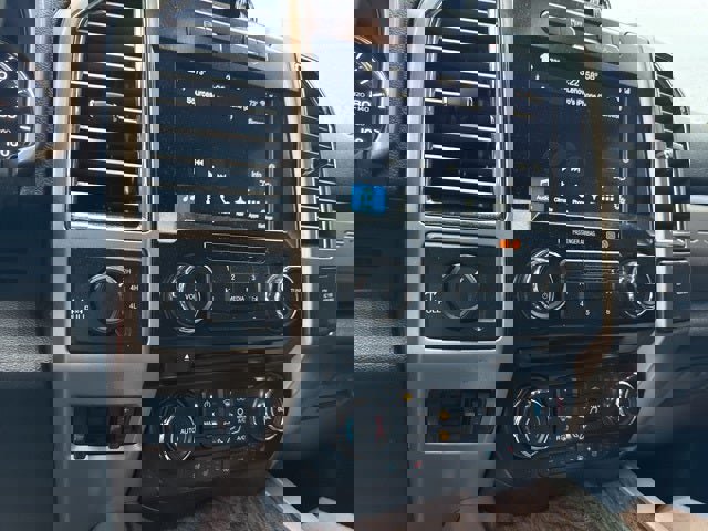 Used 2017 Ford F250 Lariat w/ Lariat Value Package image 14