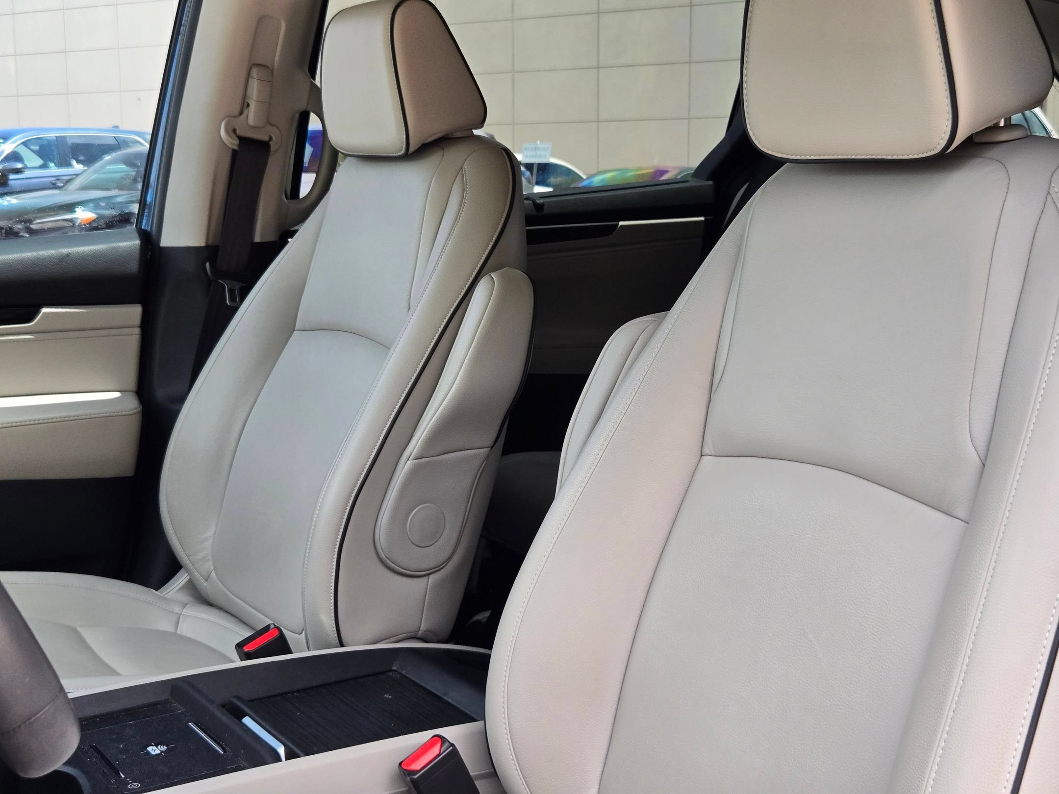 Used 2025 Honda Odyssey Touring image 13