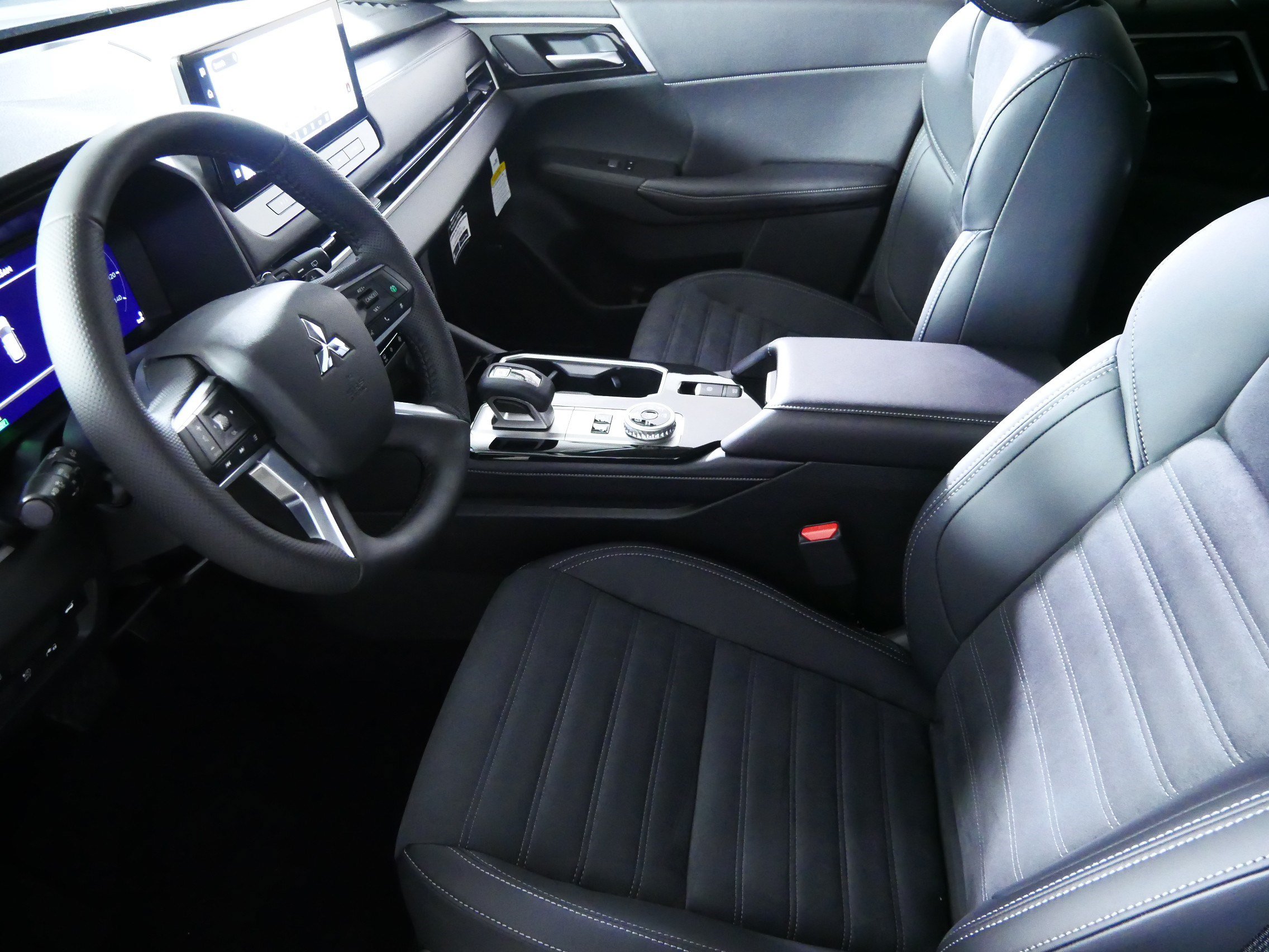 New 2026 Mitsubishi Outlander SE AWD/4WD image 4