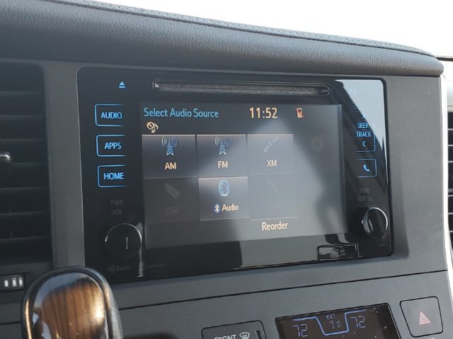 Used 2015 Toyota Sienna XLE w/ XLE Navigation Package FWD image 26
