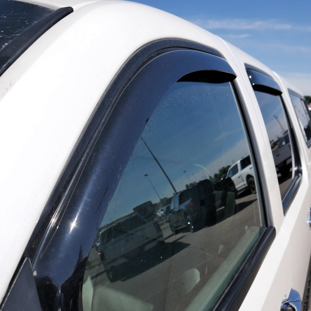 Used 2011 Chevrolet Silverado 1500 LTZ w/ LTZ White Diamond Edition AWD/4WD image 17
