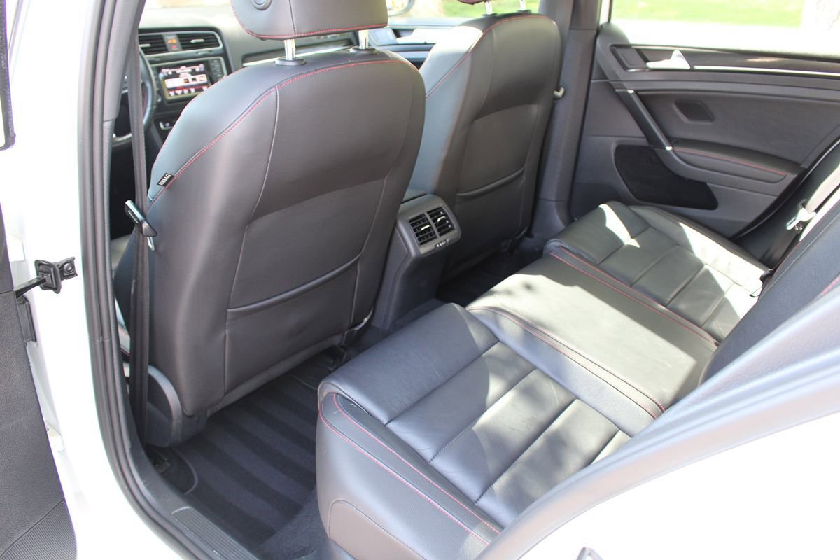 Used 2015 Volkswagen GTI Autobahn image 12