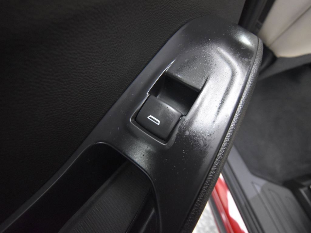 Used 2023 Chevrolet Traverse Premier image 10