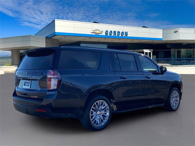 Used 2023 Chevrolet Suburban RST w/ Luxury Package image 8