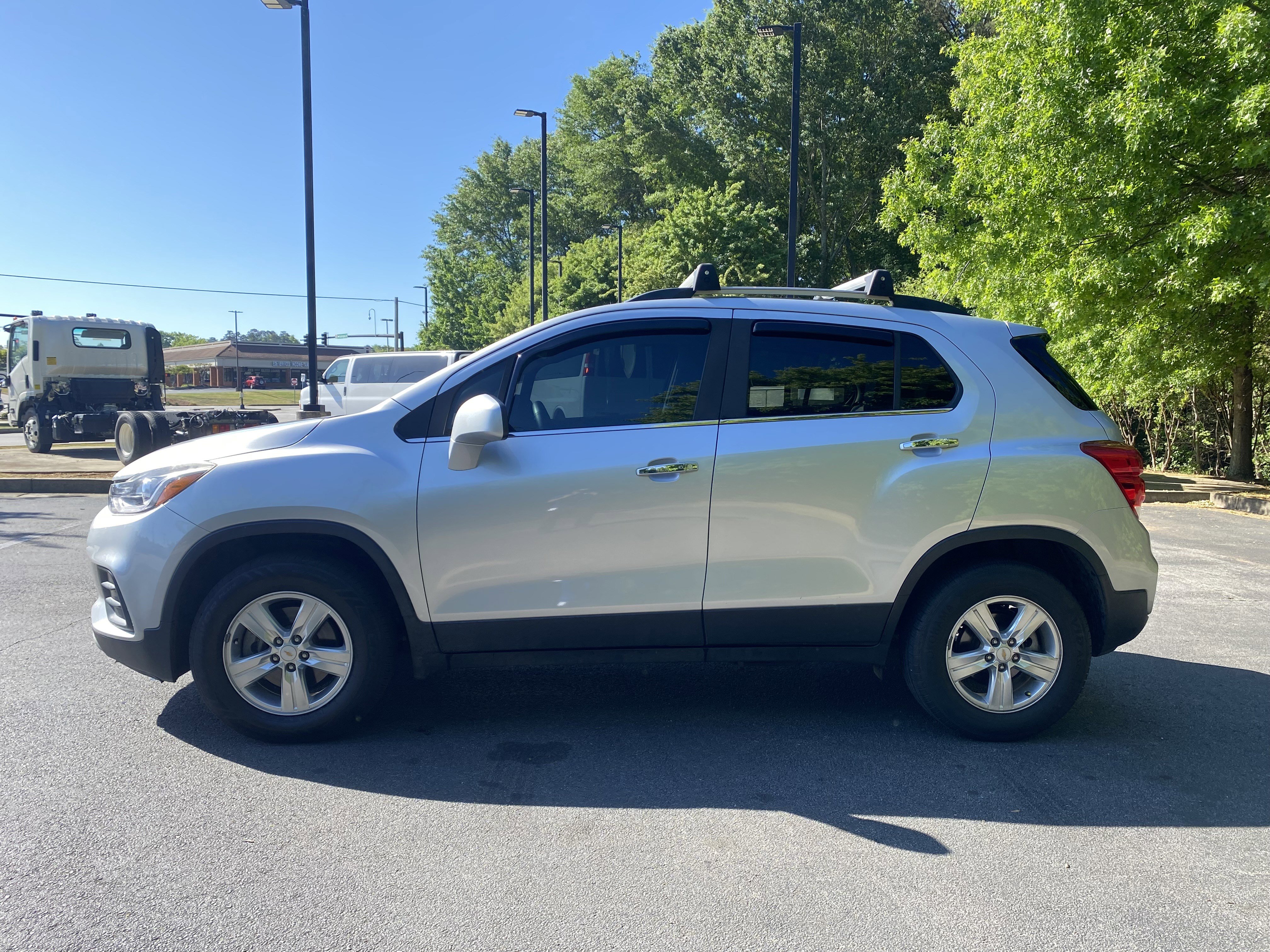Used 2018 Chevrolet Trax LT w/ LT Convenience Package AWD/4WD image 6