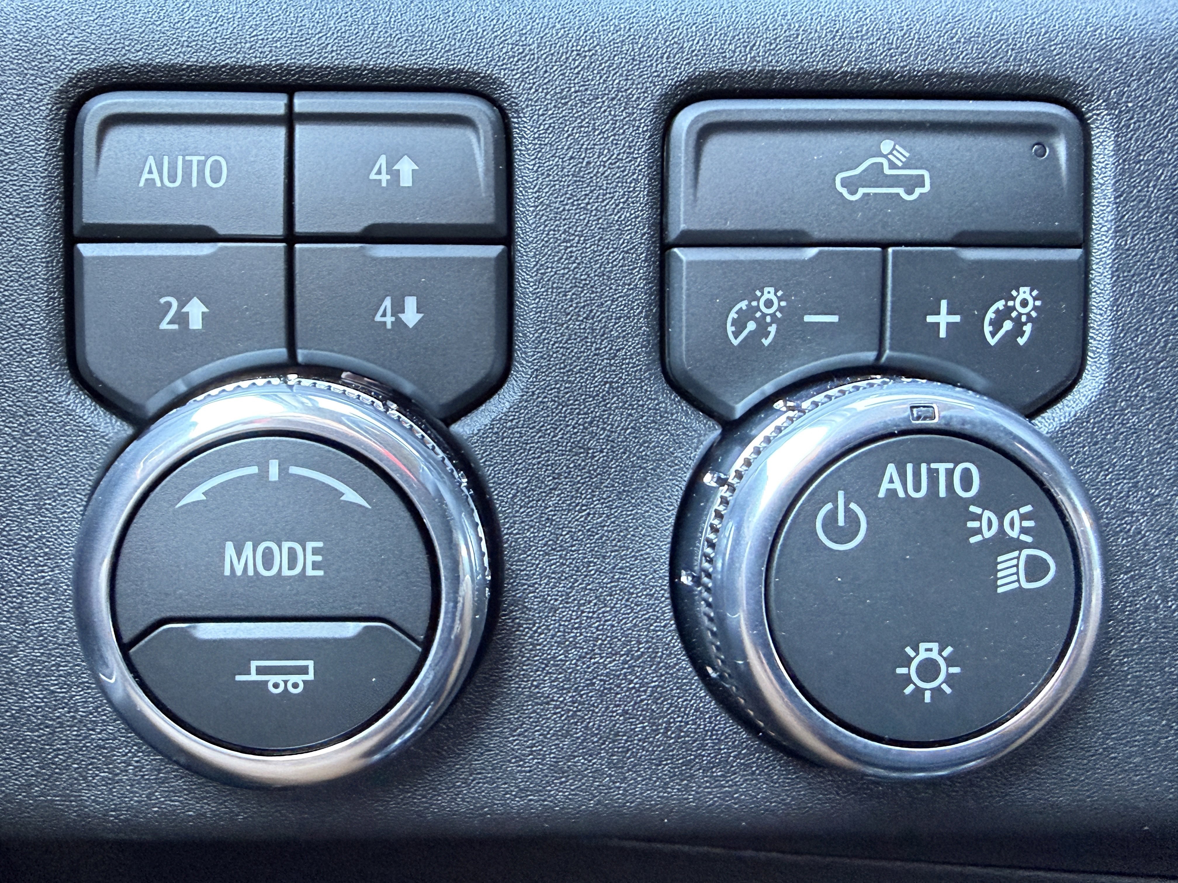 New 2026 GMC Sierra 1500 SLE image 35