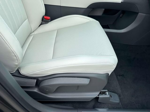 New 2026 Hyundai Santa Fe SEL FWD image 15