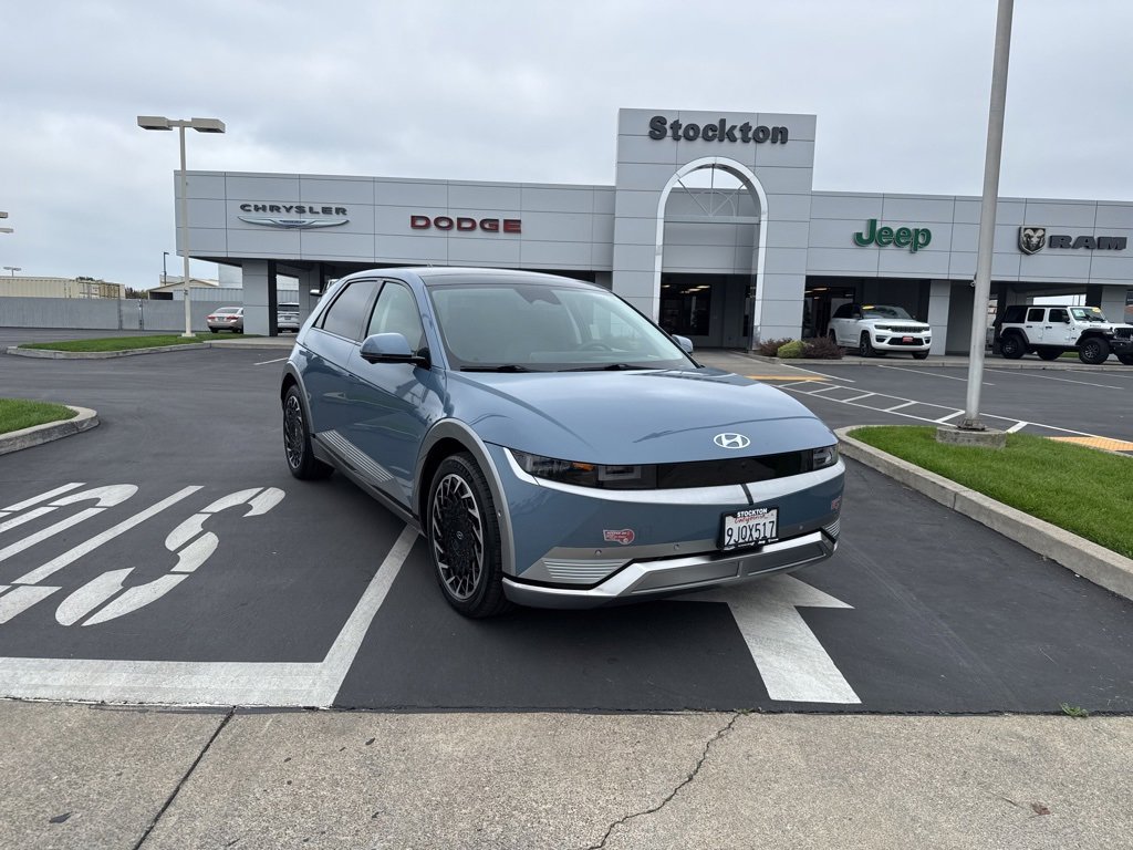 Used 2023 Hyundai Ioniq 5 Limited image 1