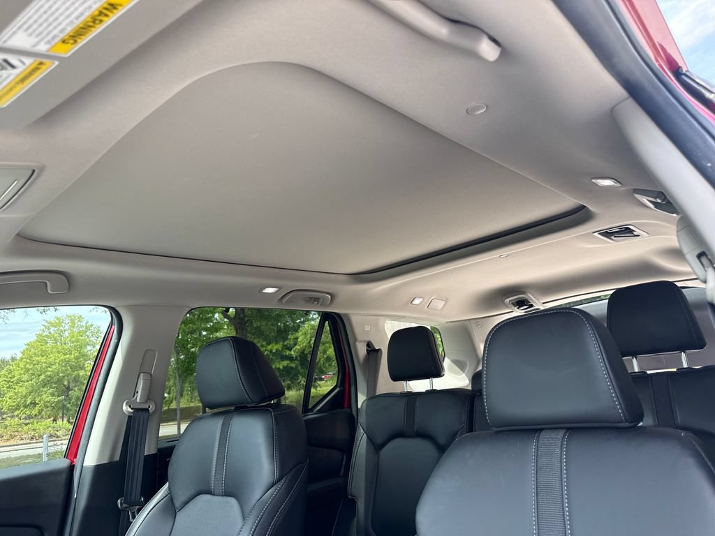 Certified 2025 Honda Pilot Touring image 31